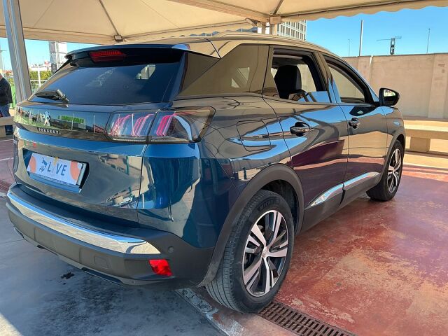 PEUGEOT 3008 ALLURE 1.2 E-THP AUTO SPANISH LHD IN SPAIN 21000 MILES SUPERB 2021