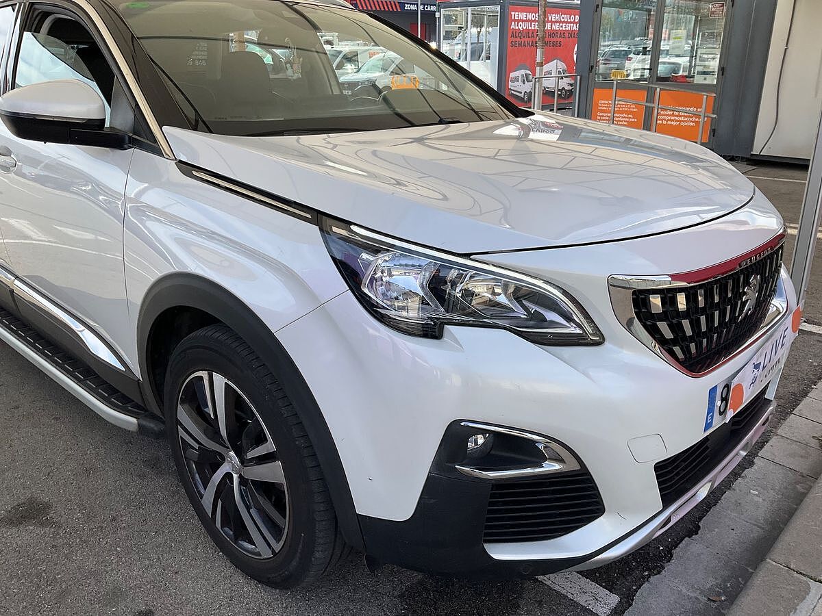 PEUGEOT 3008 ALLURE 1.5 HDI AUTO SPANISH LHD IN SPAIN 36000 MILES SUPER 2018