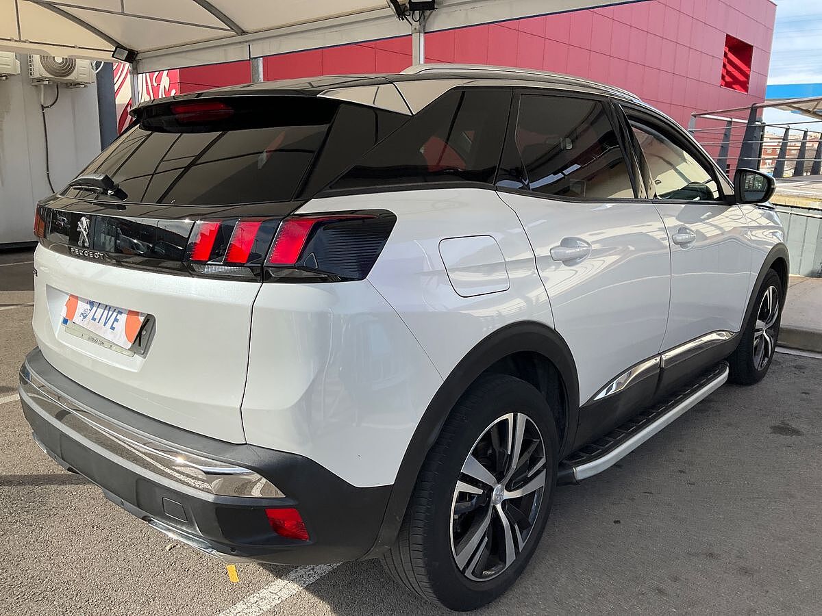 PEUGEOT 3008 ALLURE 1.5 HDI AUTO SPANISH LHD IN SPAIN 36000 MILES SUPER 2018