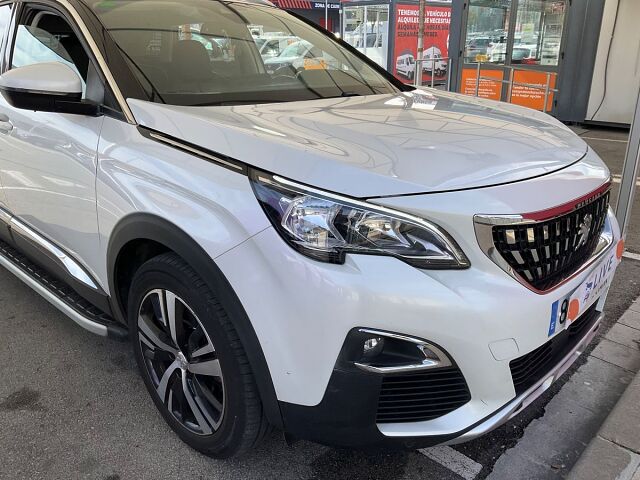 PEUGEOT 3008 ALLURE 1.5 HDI AUTO SPANISH LHD IN SPAIN 36000 MILES SUPER 2018