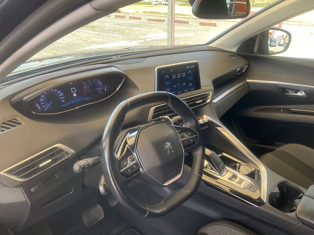 PEUGEOT 3008 ACTIVE 1.5 HDI AUTO SPANISH LHD IN SPAIN 63000 MILES SUPERB 2019