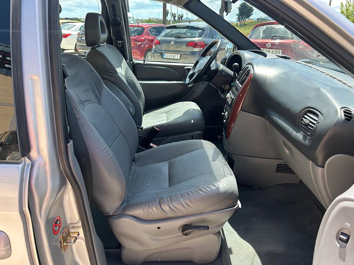 CHRYSLER GRAND VOYAGER LX 2.8 CRDI AUTO SPANISH LHD IN SPAIN 98K 7 SEAT 2007