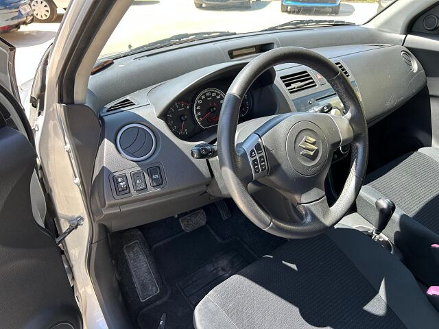 SUZUKI SWIFT 1.3 AUTOMATIC SPANISH LHD IN SPAIN 91000 MILES SUPERB 2008
