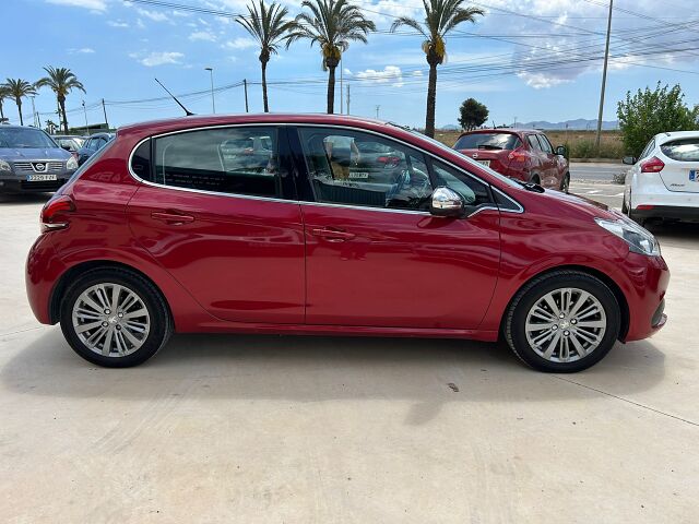 PEUGEOT 208 ALLURE 1.2 E-THP AUTO SPANISH LHD IN SPAIN 90000 MILES SUPERB 2018
