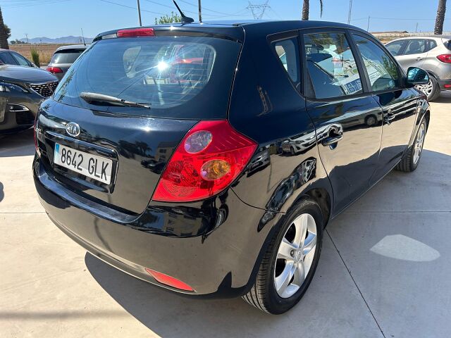 KIA CEE'D DRIVE 1.4 SPANISH LHD IN SPAIN 108000 MILES SUPERB LITTLE CAR 2009