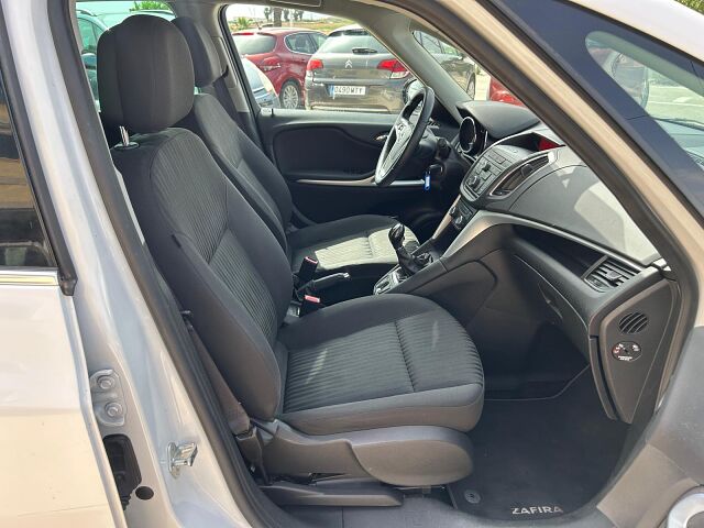 OPEL ZAFIRA TOURER 1.4 T SPANISH LHD IN SPAIN 106000 MILES SUPERB 7 SEATS 2014