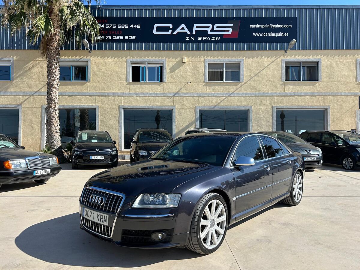 AUDI S8 QUATTRO 5.2 V10 AUTO SPANISH LHD IN SPAIN 73000 MILES STUNNING 2006