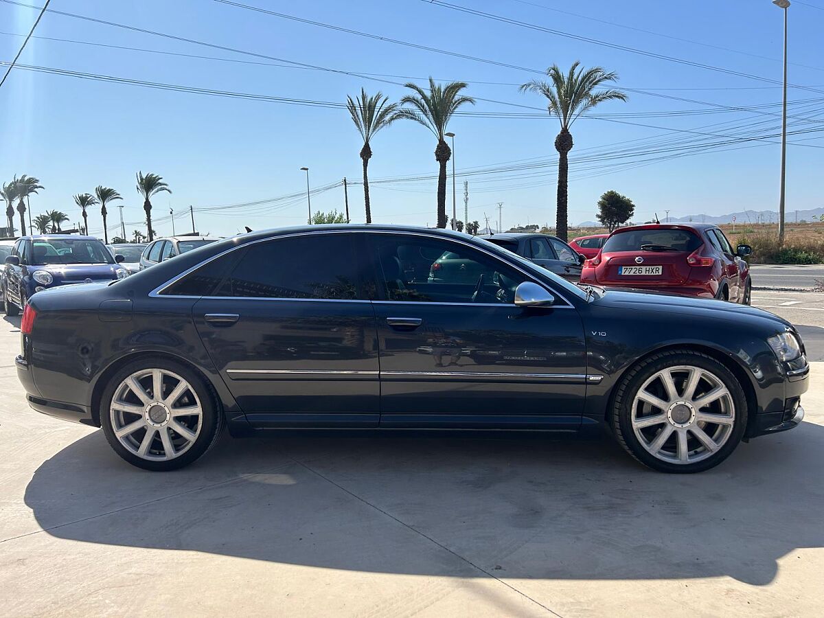 AUDI S8 QUATTRO 5.2 V10 AUTO SPANISH LHD IN SPAIN 73000 MILES STUNNING 2006