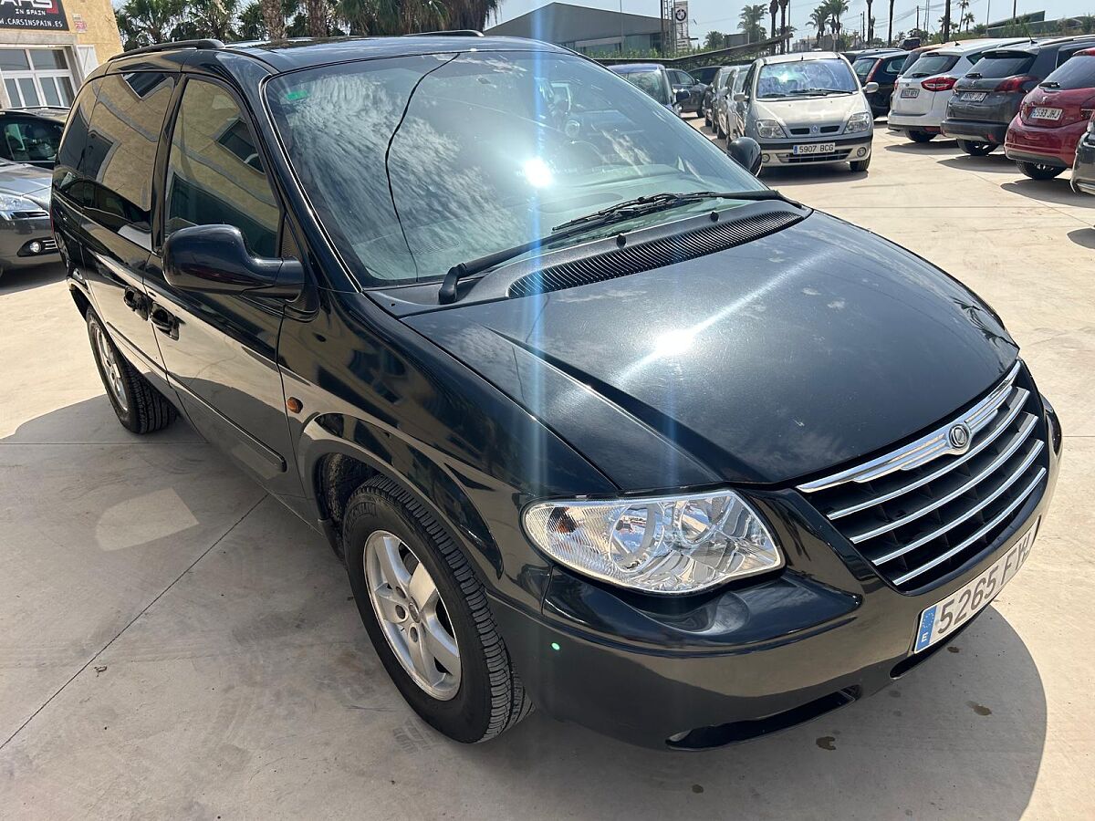 CHRYSLER VOYAGER LX 2.8 CRDI AUTO SPANISH LHD IN SPAIN 154K 7 SEAT SUPERB 2007