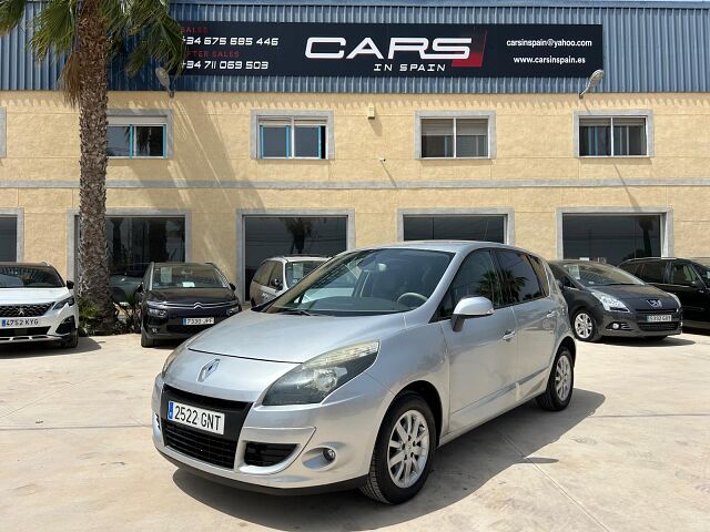 RENAULT SCENIC DYNAMIQUE 2.0 AUTO SPANISH LHD IN SPAIN 88000 MILES SUPERB 2009