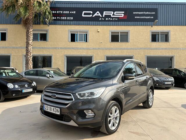 FORD KUGA TITANIUM 4X4 2.0 TDCI AUTO SPANISH LHD IN SPAIN 81000 MILES SUPER 2017