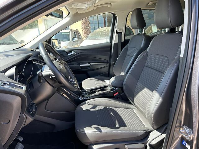FORD KUGA TITANIUM 4X4 2.0 TDCI AUTO SPANISH LHD IN SPAIN 81000 MILES SUPER 2017