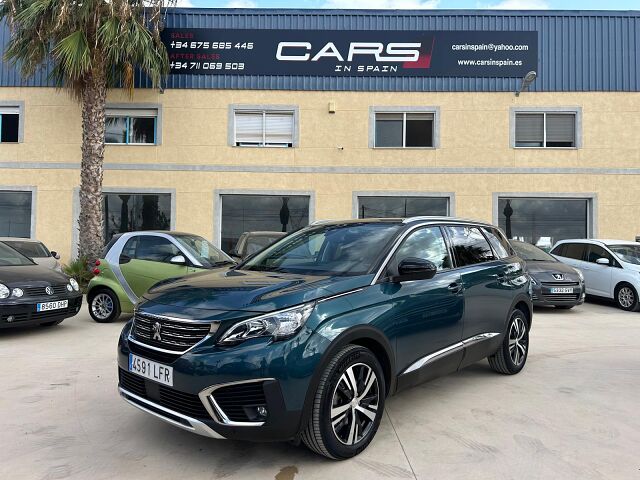 PEUGEOT 5008 ALLURE 1.2 E-THP AUTO SPANISH LHD IN SPAIN 56K 7 SEATS SUPERB 2020