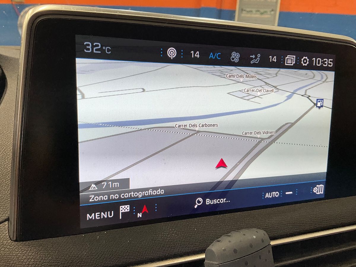 COMING SOON PEUGEOT 3008 ALLURE 1.2 E-THP AUTO SPANISH LHD IN SPAIN 77000 MILES SUPER 2019