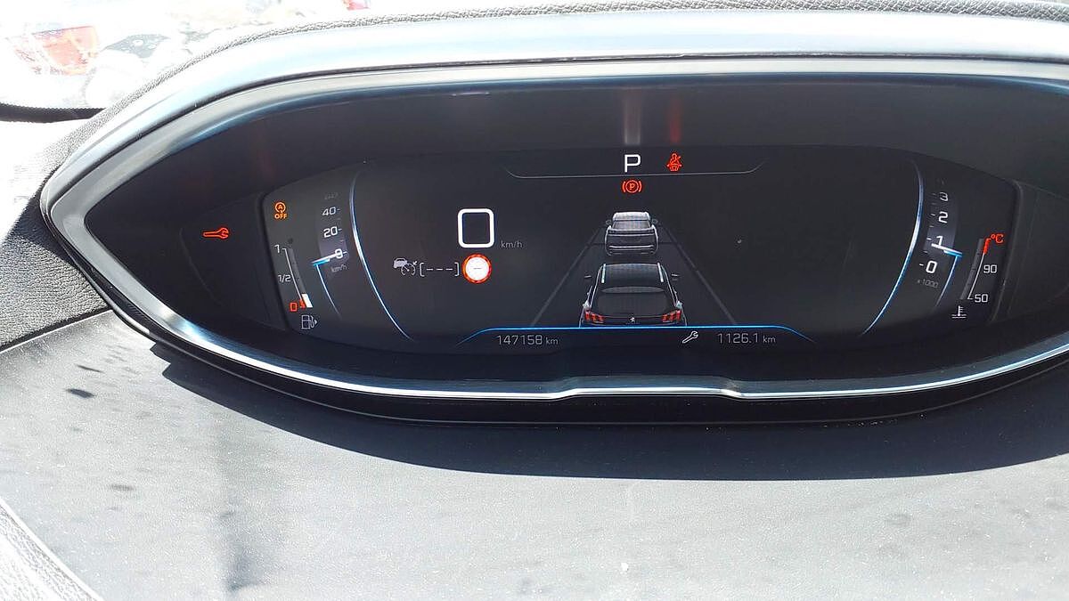 COMING SOON PEUGEOT 3008 ALLURE 1.5 BLUE HDI AUTO SPANISH LHD IN SPAIN 91000 MILES 2022