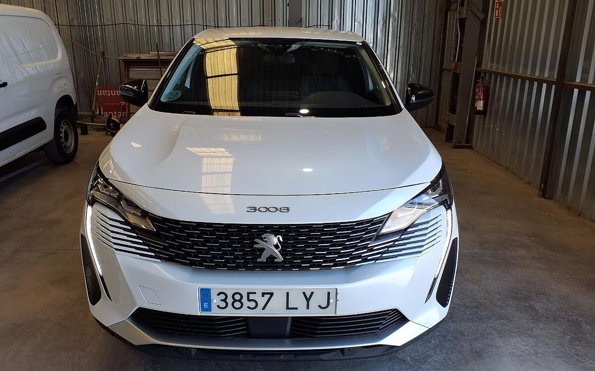 COMING SOON PEUGEOT 3008 ACTIVE 1.5 BLUE HDI AUTO SPANISH LHD IN SPAIN 81000 MILES 2022