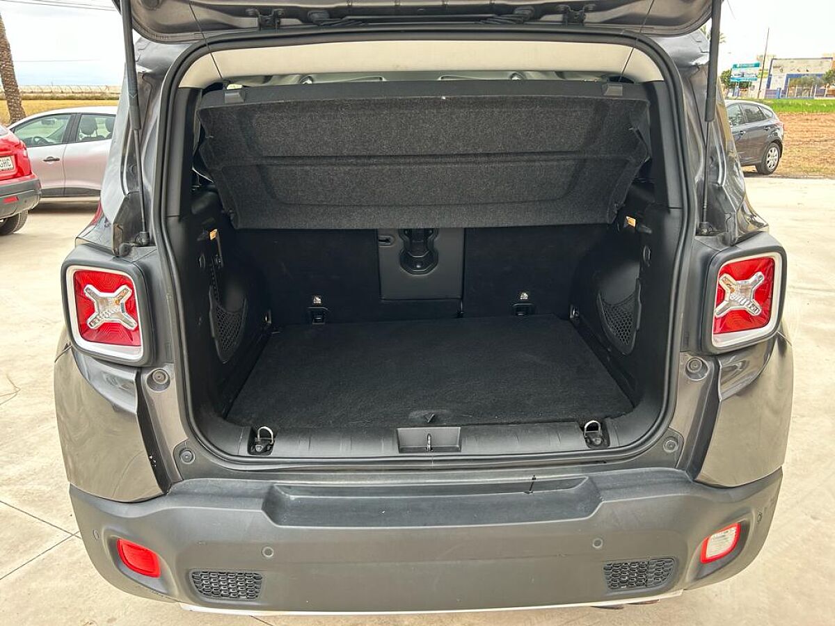 JEEP RENEGADE LIMITED 1.4 M-AIR AUTO SPANISH LHD IN SPAIN 47000 MILES 2017