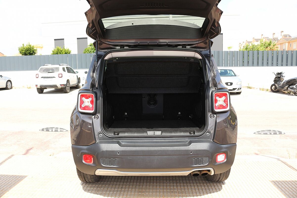 JEEP RENEGADE LIMITED 1.4 M-AIR AUTO SPANISH LHD IN SPAIN 47000 MILES 2017