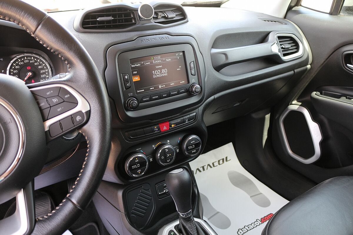 JEEP RENEGADE LIMITED 1.4 M-AIR AUTO SPANISH LHD IN SPAIN 47000 MILES 2017