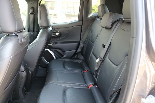 JEEP RENEGADE LIMITED 1.4 M-AIR AUTO SPANISH LHD IN SPAIN 47000 MILES 2017