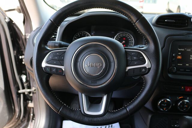 JEEP RENEGADE LIMITED 1.4 M-AIR AUTO SPANISH LHD IN SPAIN 47000 MILES 2017
