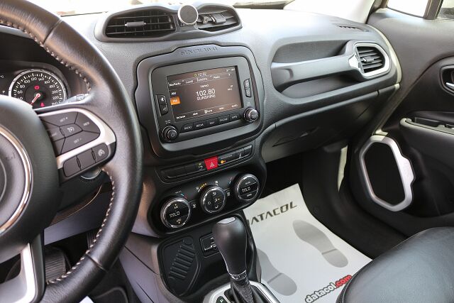 JEEP RENEGADE LIMITED 1.4 M-AIR AUTO SPANISH LHD IN SPAIN 47000 MILES 2017