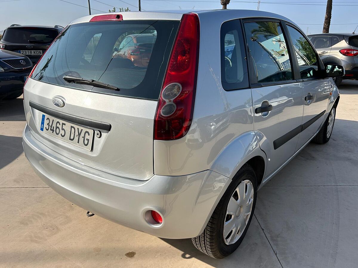 FORD FIESTA TREND 1.6 AUTO SPANISH LHD IN SPAIN 0NLY 58000 MILES SUPERB 2006