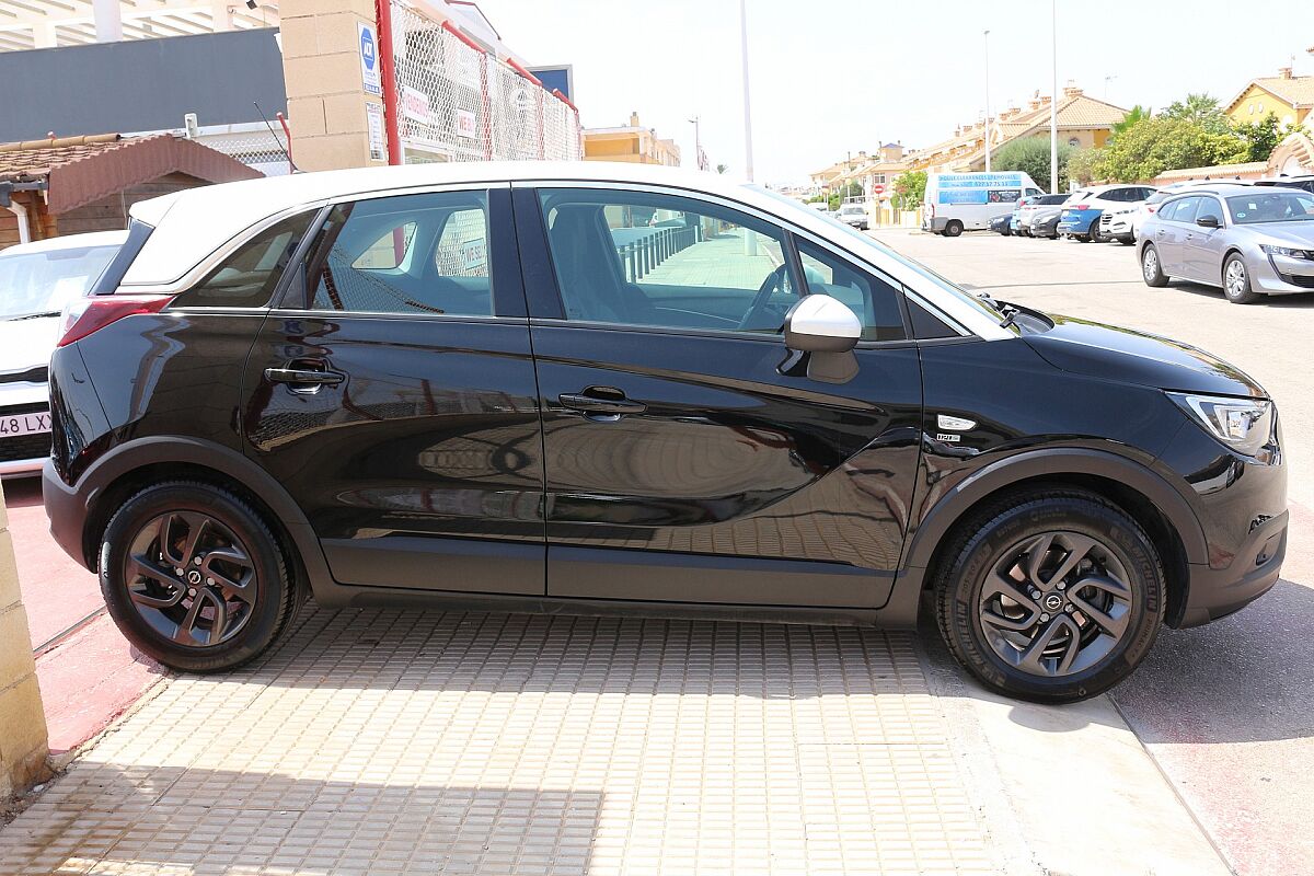 OPEL CROSSLAND X 1.2 DESIGN AUTO SPANISH LHD IN SPAIN 52000 MILES SUPERB 2019