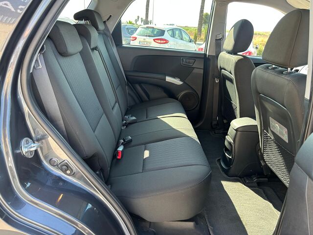 KIA SPORTAGE CUP 2.0 PETROL SPANISH LHD IN SPAIN 76000 MILES SUPERB 200