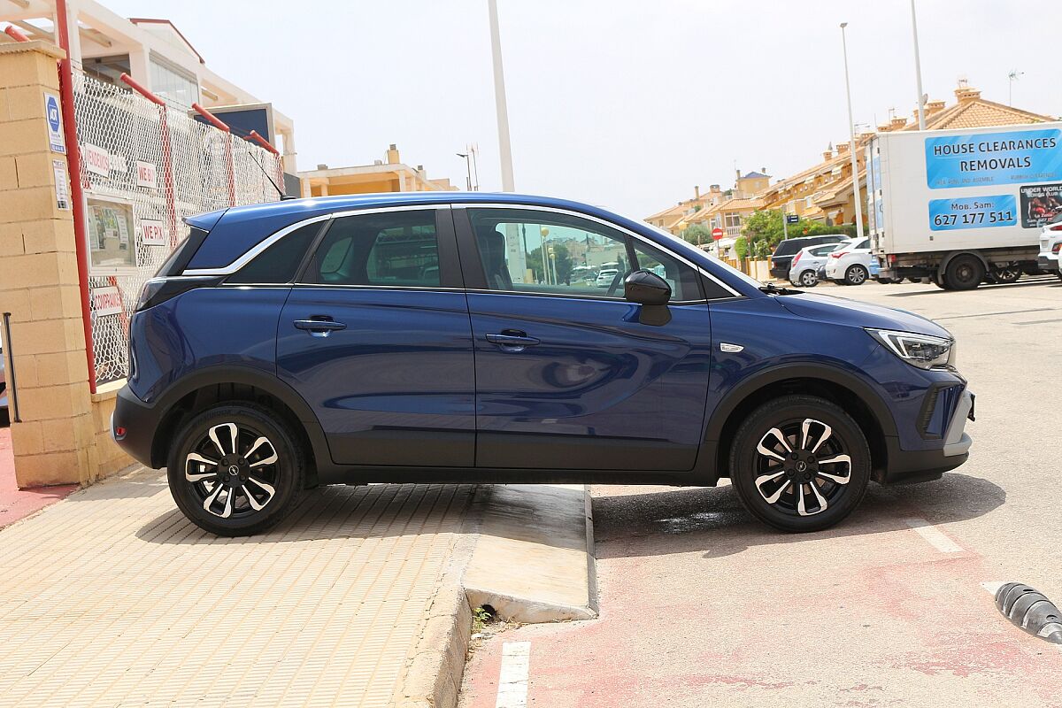 OPEL CROSSLAND 1.5 CDTI ELEGANCE AUTO SPANISH LHD IN SPAIN 50000 MILES 2022