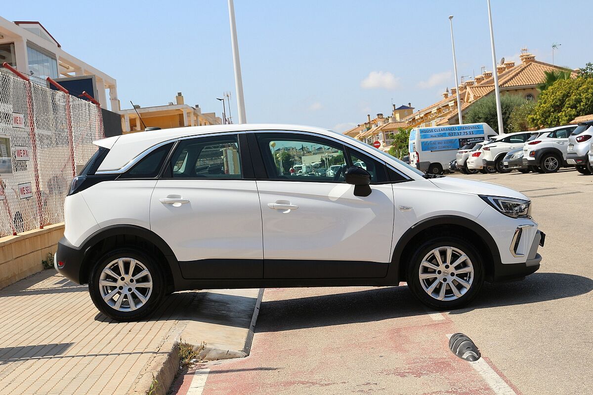OPEL CROSSLAND 1.5 CDTI ELEGANCE AUTO SPANISH LHD IN SPAIN 60000 MILES 2022