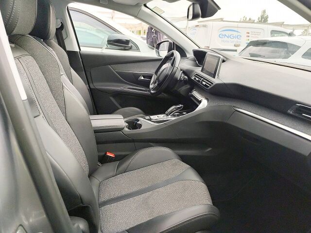 PEUGEOT 5008 ALLURE 1.5 BLUE HDI AUTO SPANISH LHD IN SPAIN 79K 7 SEATS 2020