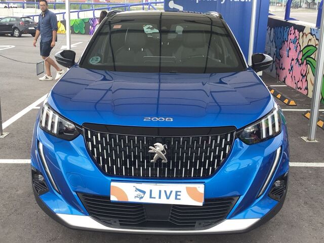 COMING SOON PEUGEOT 2008 GT 1.2 E-THP AUTO SPANISH LHD IN SPAIN 75000 MILES SUPERB 2021