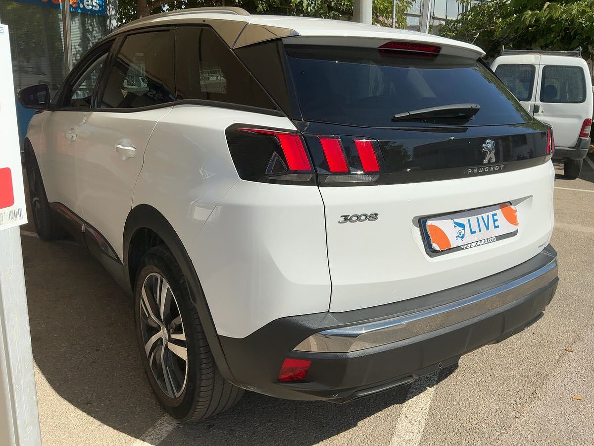 COMING SOON PEUGEOT 3008 ALLURE 1.2 E-THP AUTO SPANISH LHD IN SPAIN 73000 MILES SUPERB 2019
