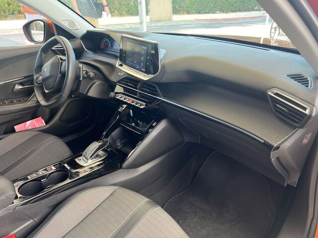 COMING SOON PEUGEOT 2008 ALLURE 1.2 E-THP AUTO SPANISH LHD IN SPAIN 49000 MILES SUPERB 2021