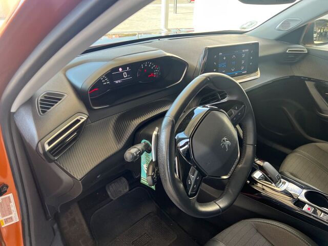 COMING SOON PEUGEOT 2008 ALLURE 1.2 E-THP AUTO SPANISH LHD IN SPAIN 49000 MILES SUPERB 2021