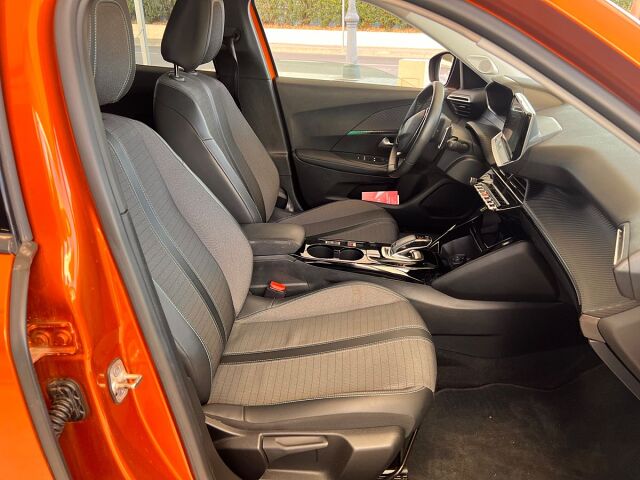 COMING SOON PEUGEOT 2008 ALLURE 1.2 E-THP AUTO SPANISH LHD IN SPAIN 49000 MILES SUPERB 2021