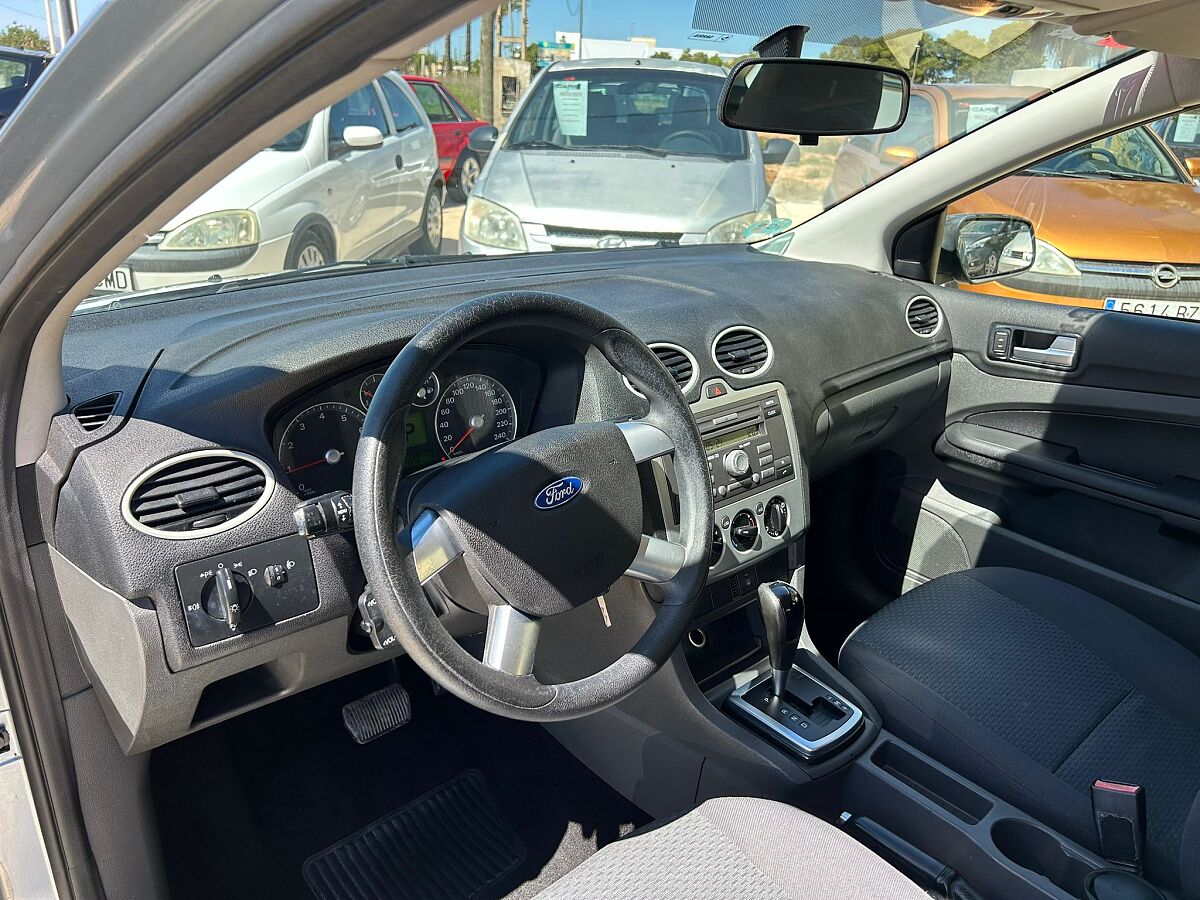 FORD FOCUS TREND 1.6 AUTO SPANISH LHD IN SPAIN ONLY 60000 MILES SUPERB 2007