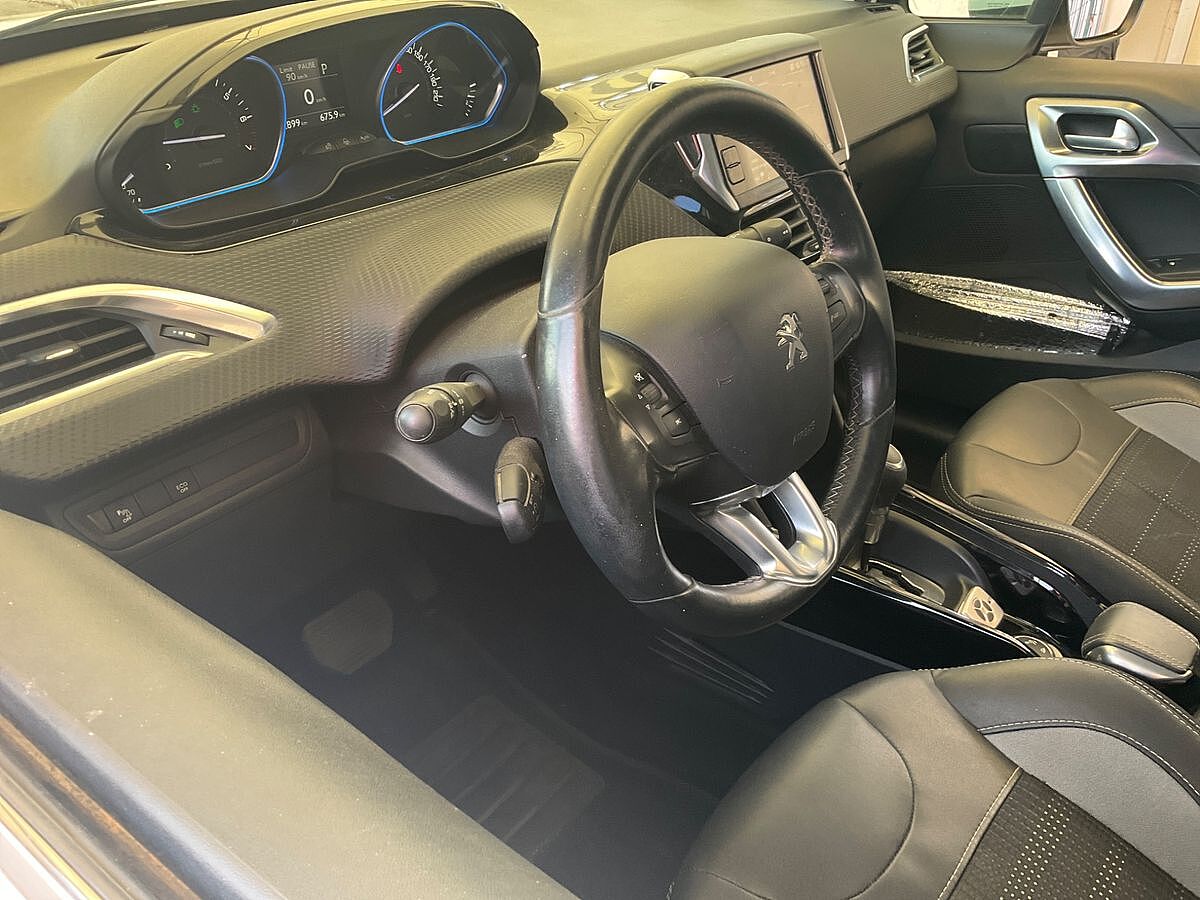 COMING SOON PEUGEOT 2008 ALLURE 1.2 E-THP AUTO SPANISH LHD IN SPAIN 82000 MILES 1 OWNER 2017