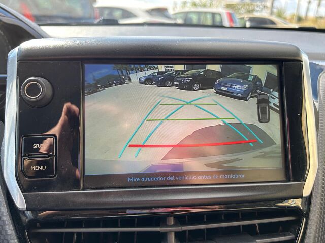 PEUGEOT 2008 ALLURE 1.2 E-THP AUTO SPANISH LHD IN SPAIN 82000 MILES 1 OWNER 2017