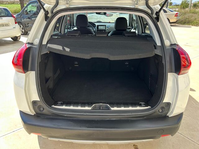 PEUGEOT 2008 ALLURE 1.2 E-THP AUTO SPANISH LHD IN SPAIN 82000 MILES 1 OWNER 2017