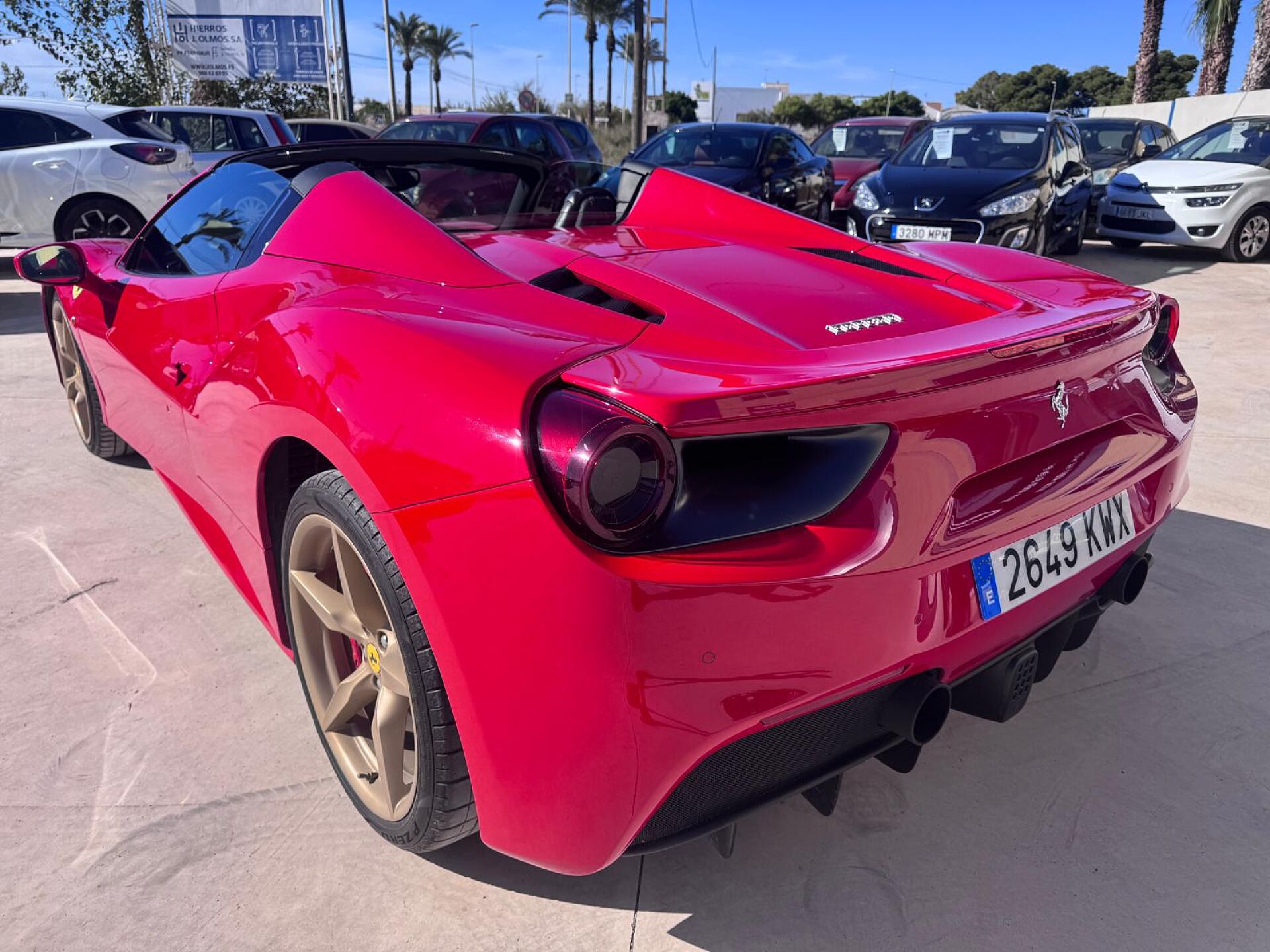 FERRARI 488 SPYDER 3.9 TURBO AUTO SPANISH LHD IN SPAIN 30000 MILES FFSH ...