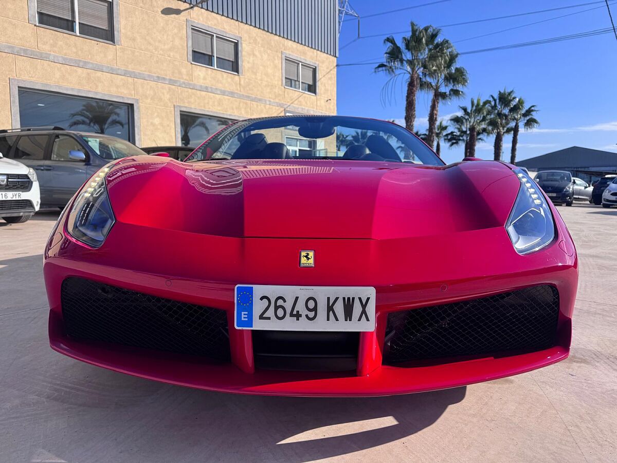 FERRARI 488 SPYDER 3.9 TURBO AUTO SPANISH LHD IN SPAIN 30000 MILES FFSH 2019