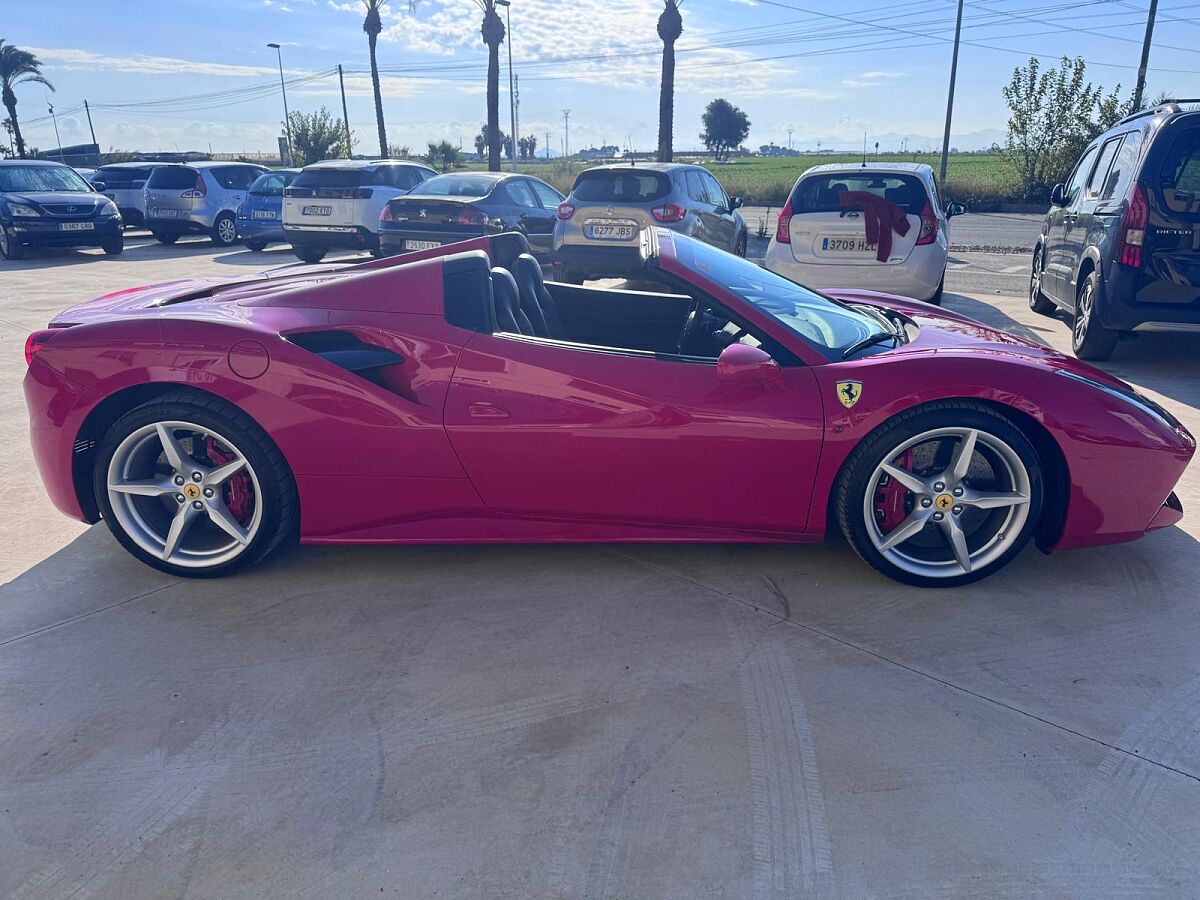 FERRARI 488 SPYDER 3.9 TURBO AUTO SPANISH LHD IN SPAIN 30000 MILES FFSH 2019