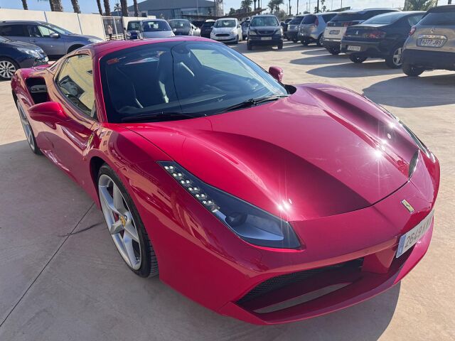 FERRARI 488 SPYDER 3.9 TURBO AUTO SPANISH LHD IN SPAIN 30000 MILES FFSH 2019