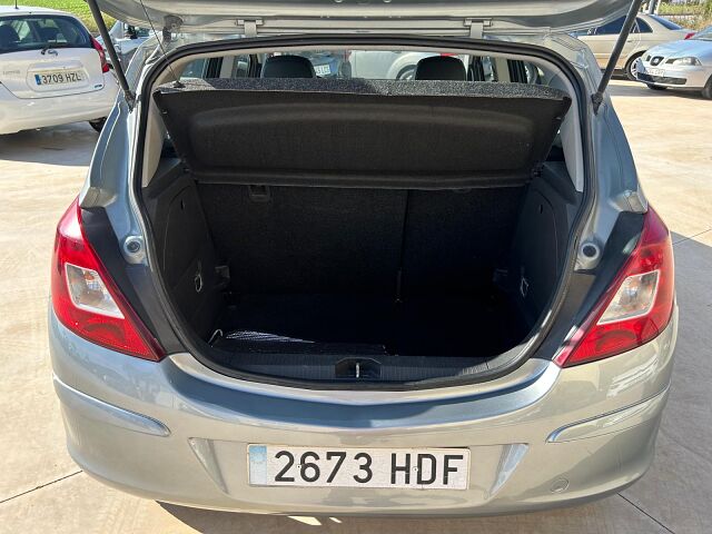 OPEL CORSA ELEGANCE 1.4 AUTO SPANISH LHD IN SPAIN ONLY 73000 MILES SUPERB 2011
