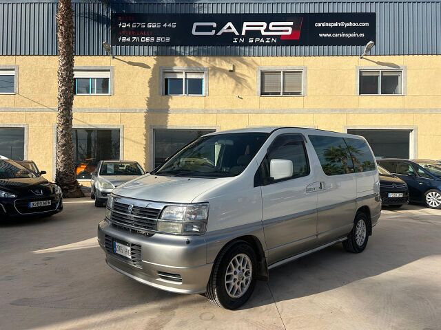 NISSAN ELGRAND HIGHWAY STAR 3.2 TDI AUTO SPANISH RHD IN SPAIN 124K 8 SEATS 1997