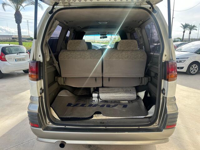 NISSAN ELGRAND HIGHWAY STAR 3.2 TDI AUTO SPANISH RHD IN SPAIN 124K 8 SEATS 1997