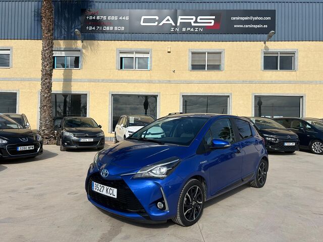 TOYOTA YARIS ADVANCE 1.5 HYBRID AUTO SPANISH LHD IN SPAIN 35000 MILES 2017
