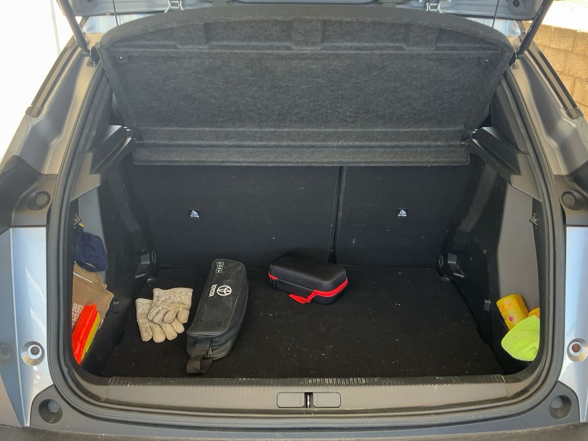 COMING SOON PEUGEOT 2008 GT LINE 1.2 E-THP AUTO SPANISH LHD IN SPAIN 30K 1 OWNER SUPERB 2021